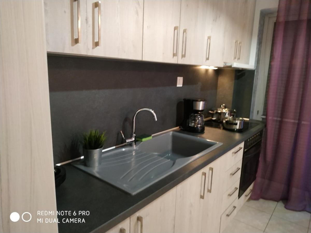 Cosi Apartment Paralia Dionisiou Zewnętrze zdjęcie